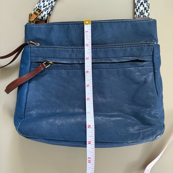 Fossil blue genuine leather crossbody bag with adjustable strap. Multi pocket - Picture 15 of 15